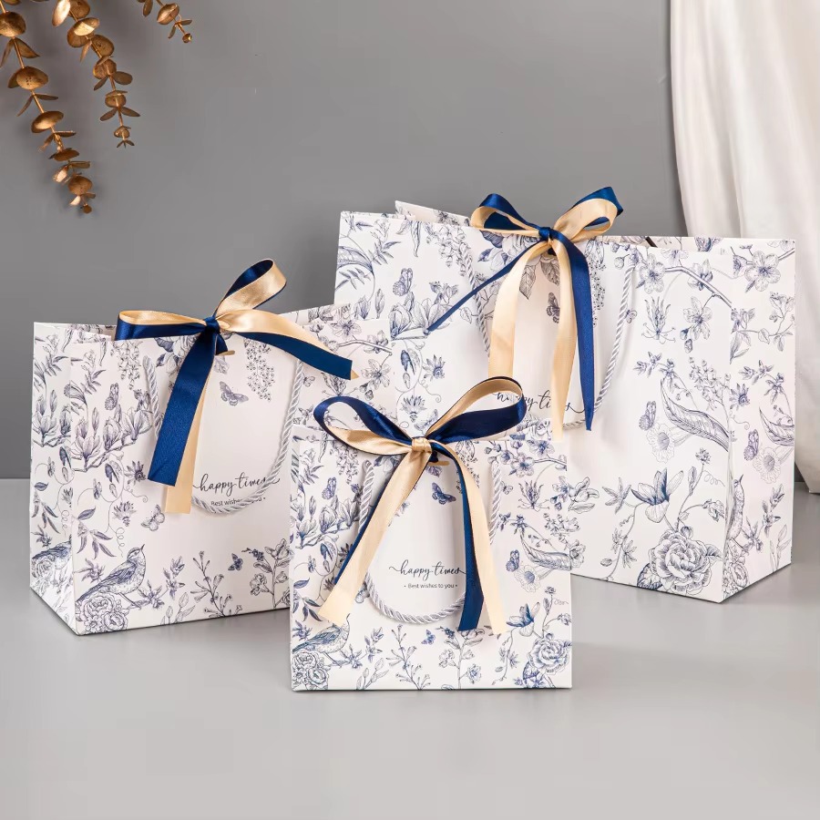 10 sacs cadeaux en papier à im - Luxury Skincare Packaging avis et prix