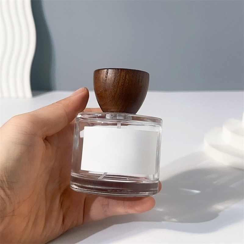 Flacon vaporisateur de parfum  - Luxury Skincare Packaging avis et prix